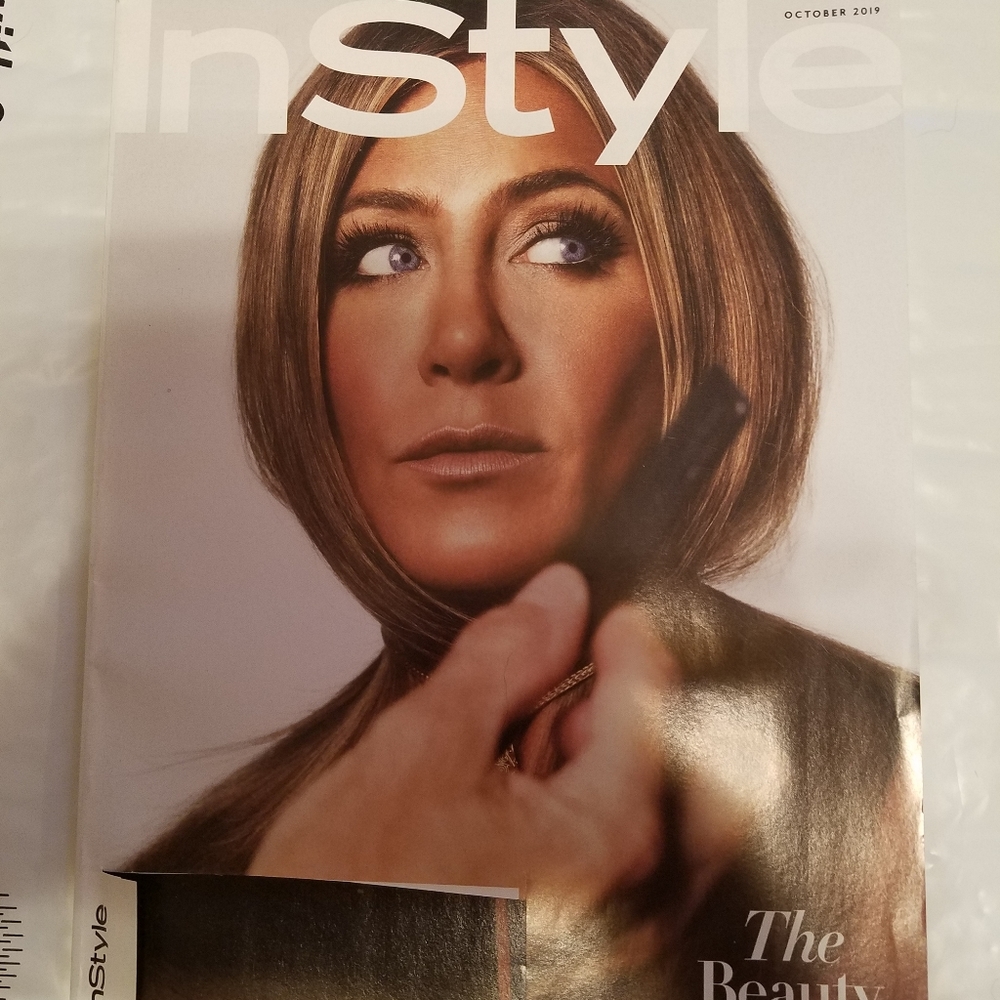 Magazine beauty bundle Instyle magazine October 2